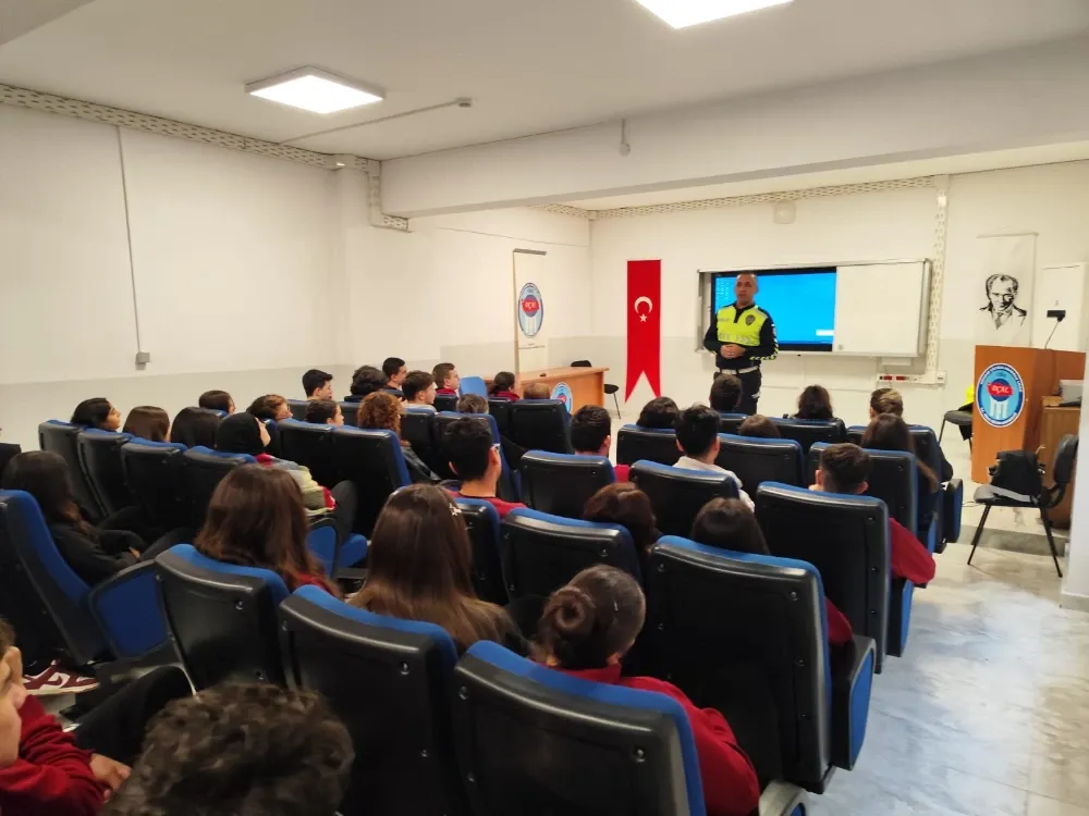 Manisa’da 700 Öğrenci ve Veliye Güvenlik Bilgilendirmesi