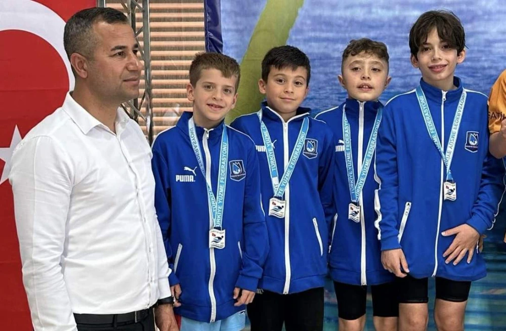 YUNUSEMRELİ YÜZÜCÜLER RİZE
