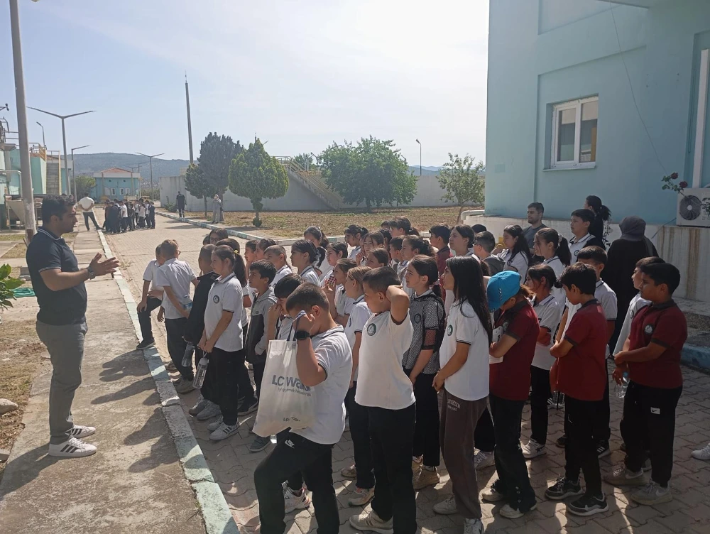 Gölmarmaralı öğrenciler arıtma tesisinde suyun değerini yerinde öğrendi