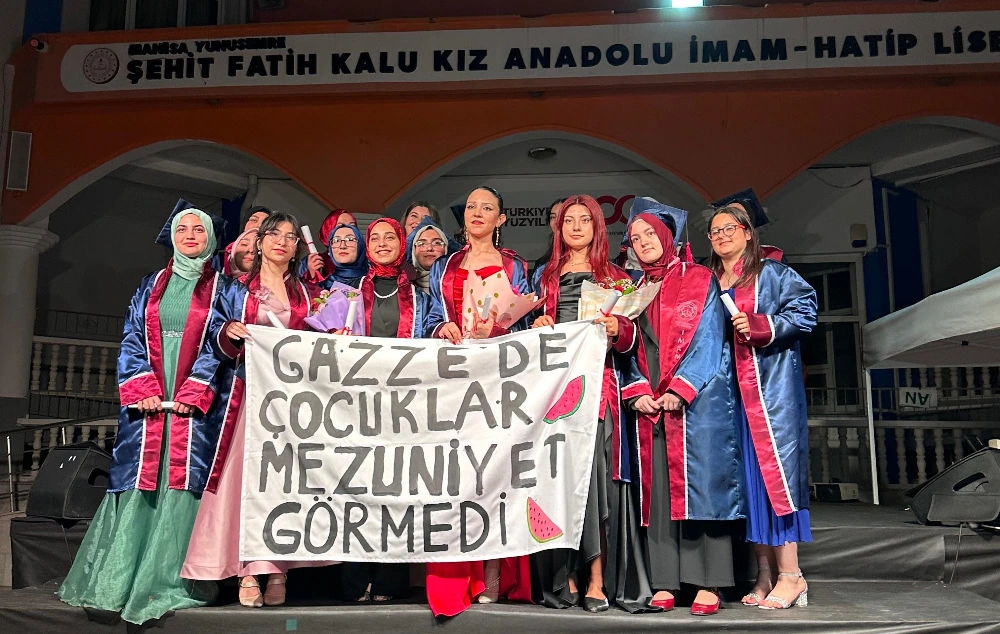 Şehit Fatih Kalu Kız AİHL 2025 Mezunlarını Gururla Uğurladı